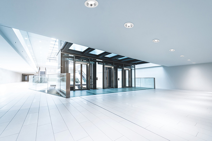 LEDVANCE - Modern business hall lifts