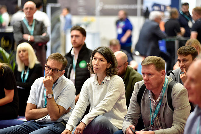 A captivated audience listening to a lecture at InstallerSHOW